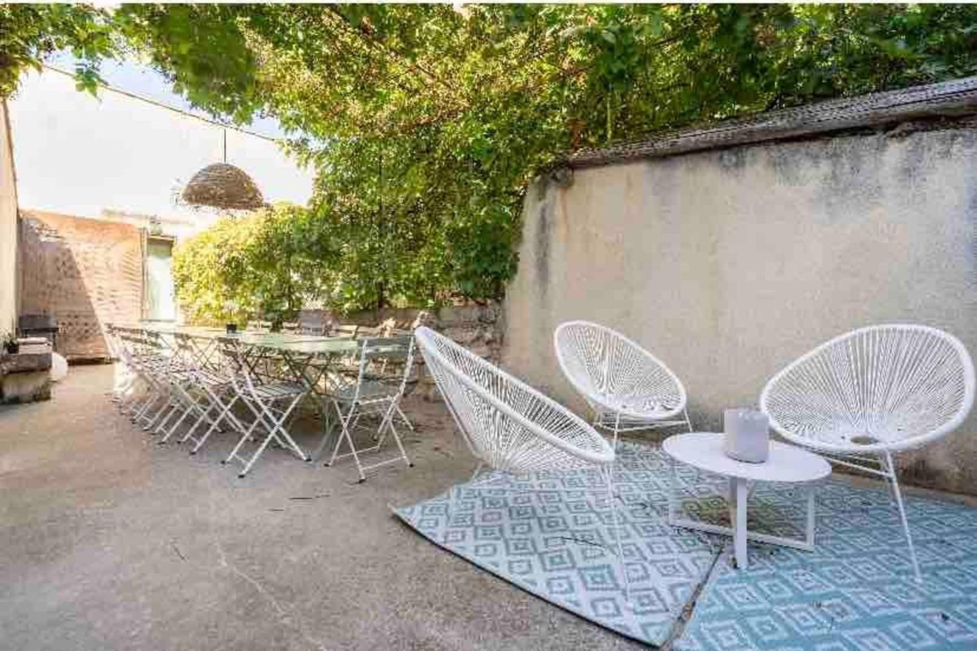 Maison Cosy Lodge 15 P Clim Wifi Cour Garage Montfrin Exterior photo